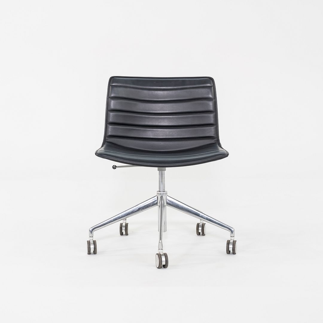 C. 2020 Lievore Altherr Molina for Arper Catifa Desk Chairs in Black Leather with Pnuematic Base 4x Available