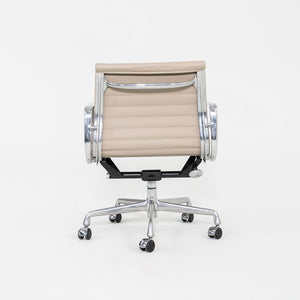 2012 Herman Miller Eames Aluminum Group Management Desk Chair in Off-White Leather 2x Available