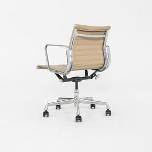 2007 Herman Miller Eames Aluminum Group Management Desk Chairs in Beige Leather 2x Available