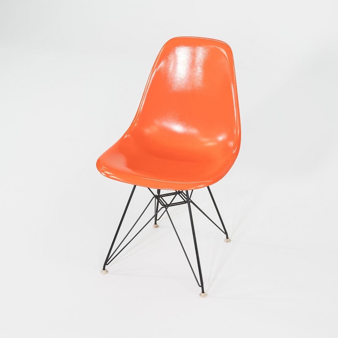 1962 Set of Four Herman Miller Eames DSR Fiberglass Dining Side Shell Chairs in Red/Orange with Eiffel Bases