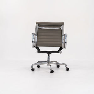 2010s Herman Miller Eames Aluminum Group Management Desk Chair in Greige leather