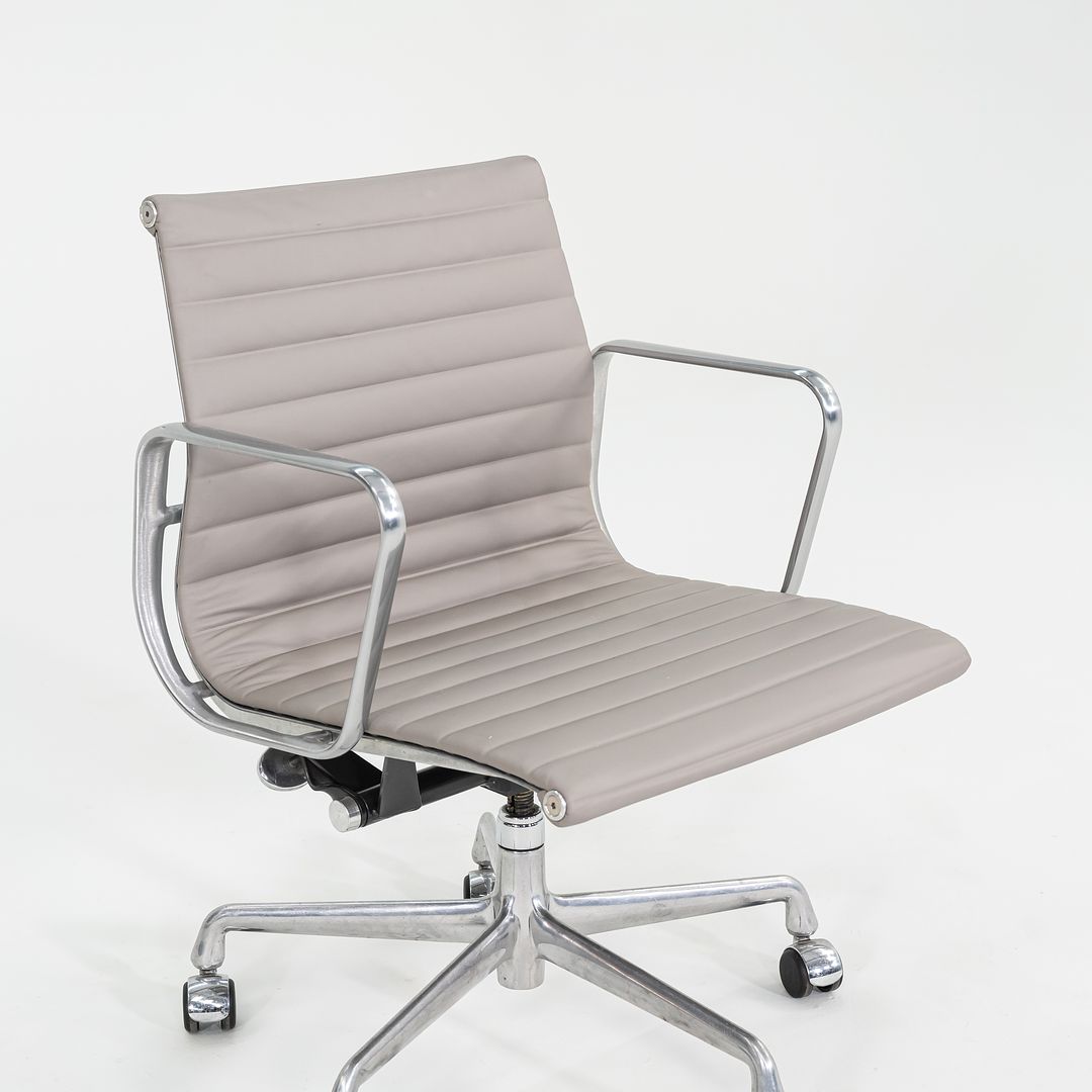 2010s Herman Miller Eames Aluminum Management Desk Chair in Grey Leather 3x Available