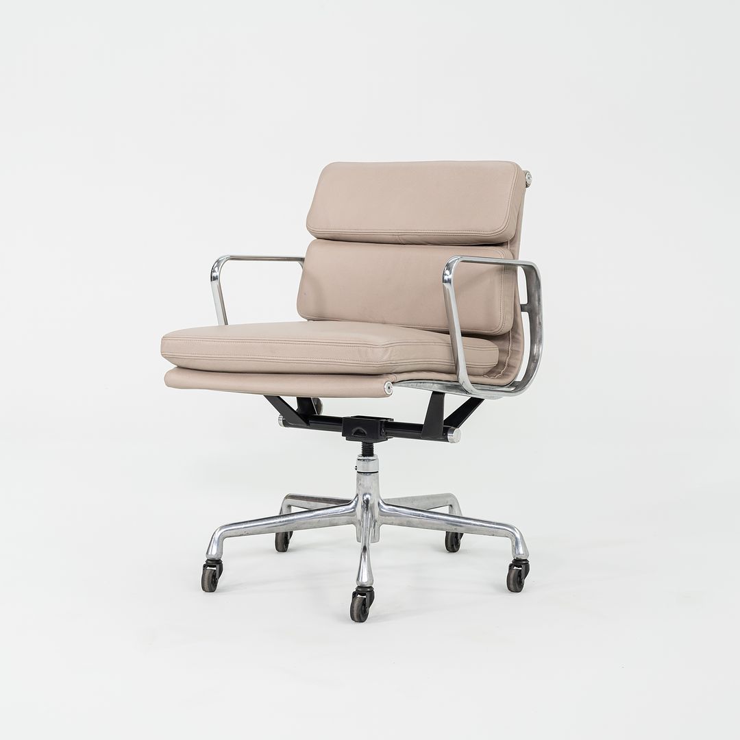 2010s Herman Miller Eames Soft Pad Management Desk Chair in Beige Leather