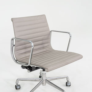 2010s Herman Miller Eames Aluminum Management Desk Chair in Grey Naugahyde