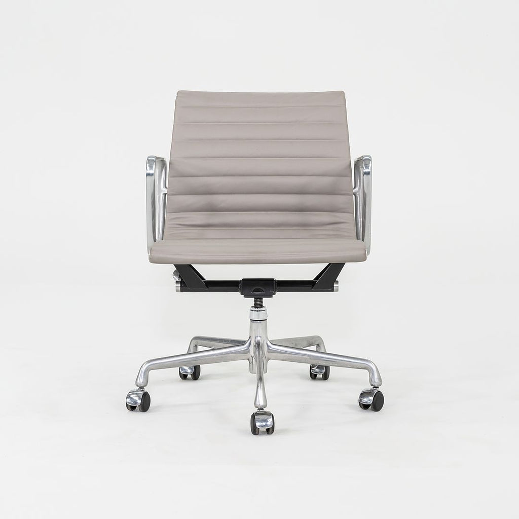 2010s Herman Miller Eames Aluminum Management Desk Chair in Grey Naugahyde