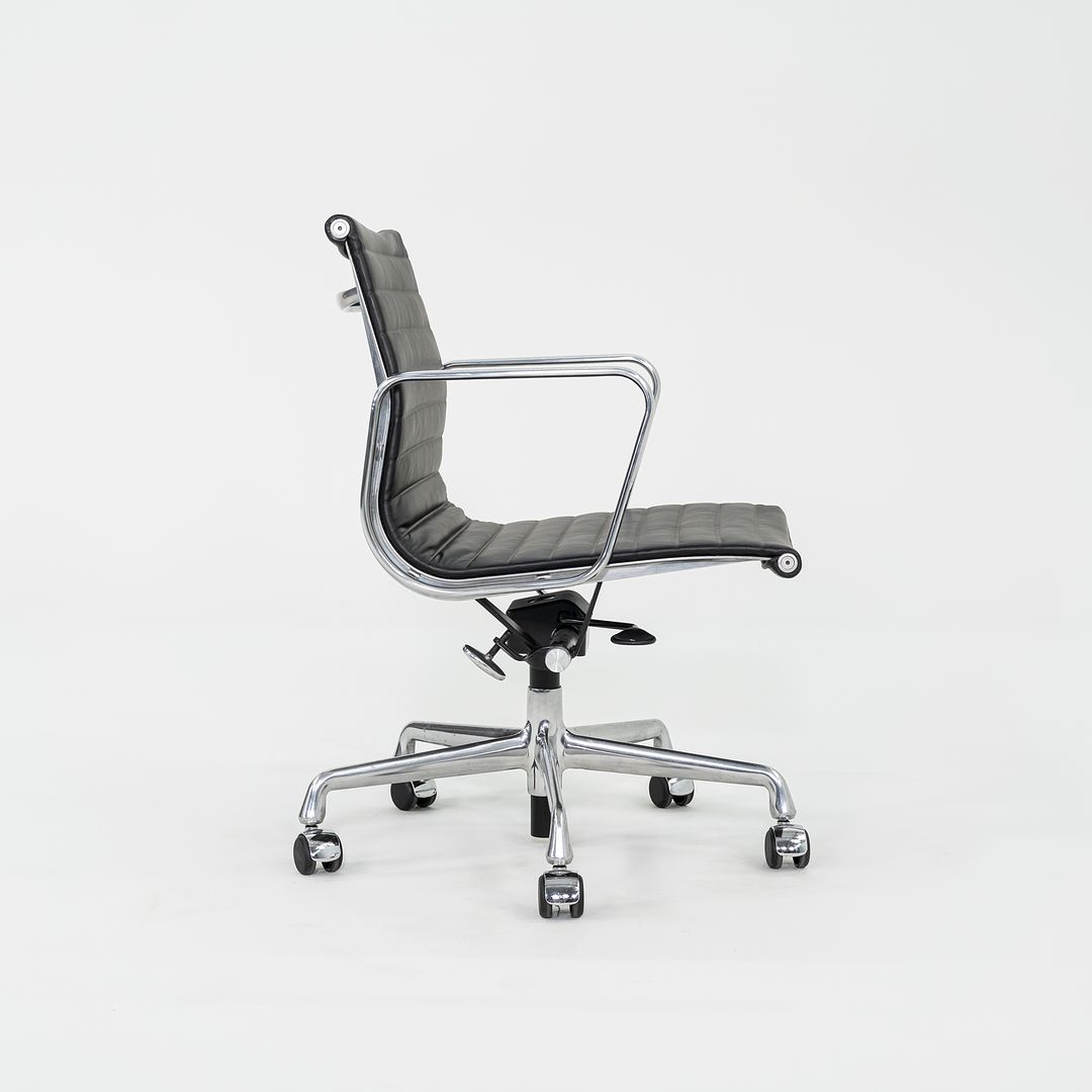 2010s Herman Miller Eames Aluminum Group Management Desk Chair in Black Leather 4x Available