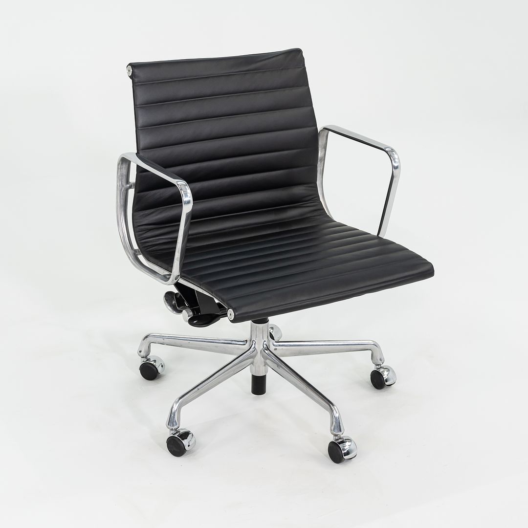 2010s Herman Miller Eames Aluminum Group Management Desk Chair in Black Leather 4x Available