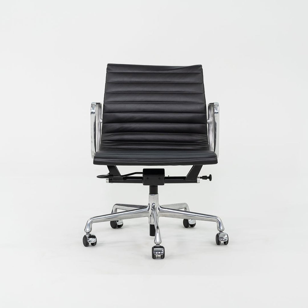 2010s Herman Miller Eames Aluminum Group Management Desk Chair in Black Leather 4x Available