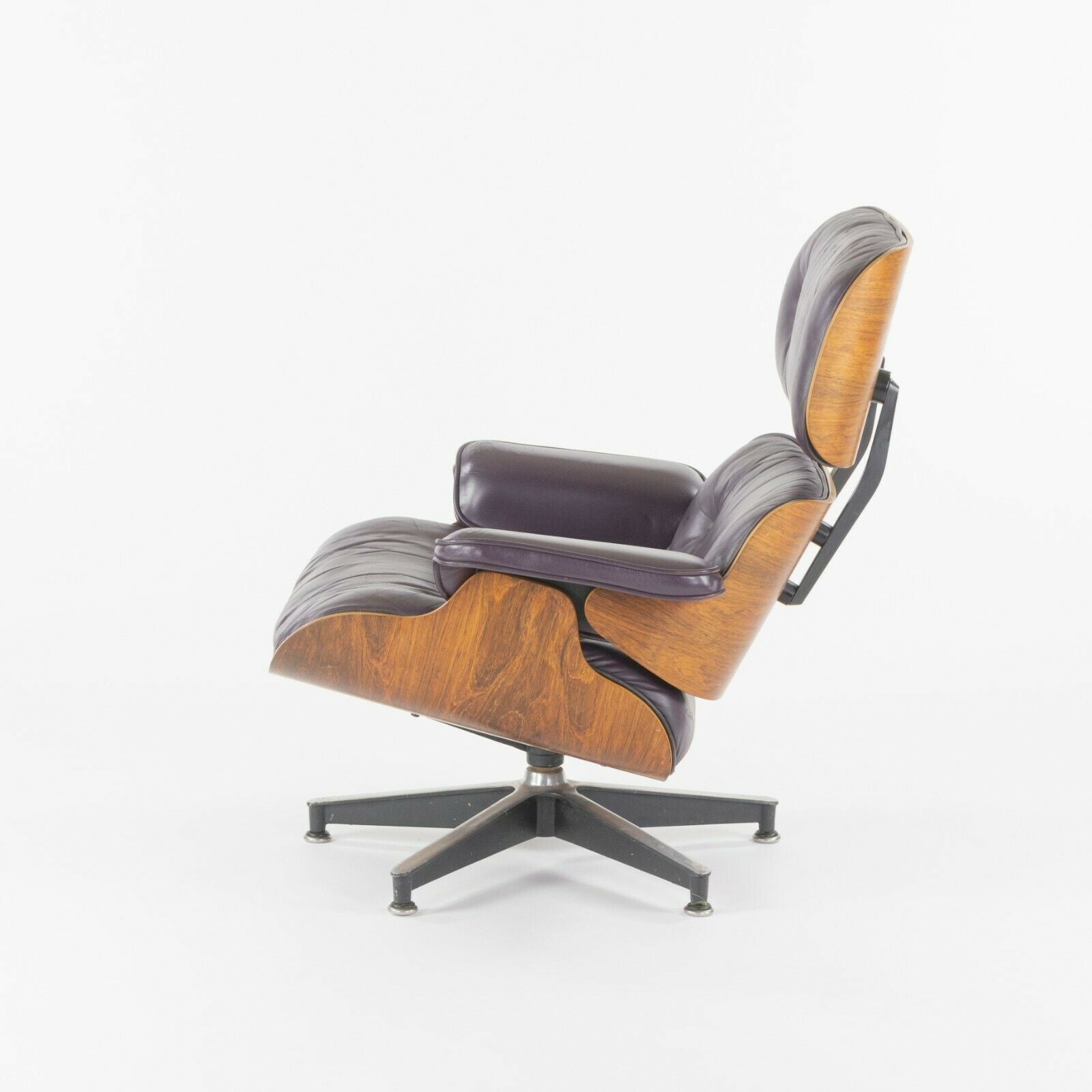 SOLD 1980s Herman Miller Eames Lounge Chair and Ottoman 670 and 671 Purple Leather