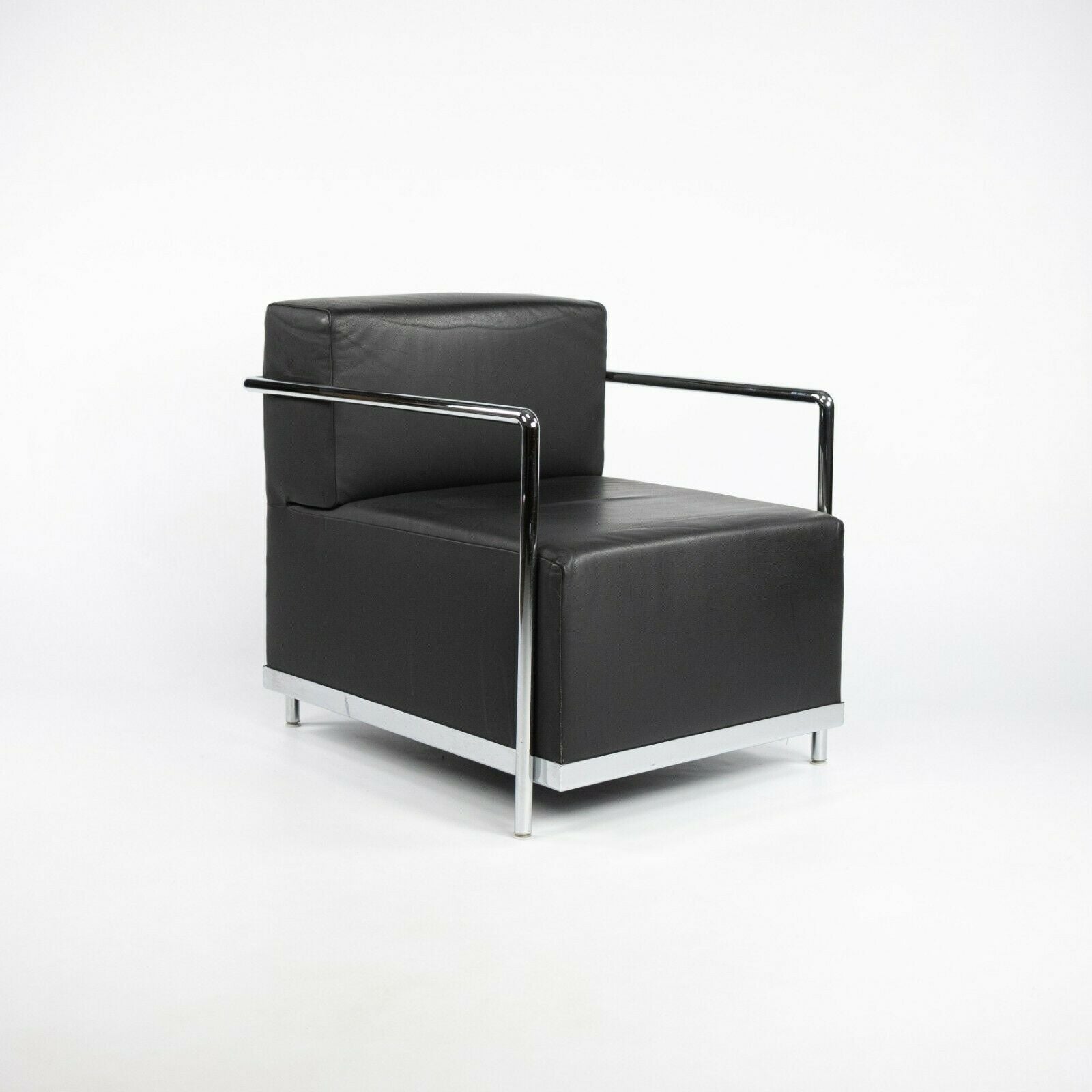 2010s Pair of Bernhardt Design Brellin Lounge Chairs in Black Leather with Chrome Frames