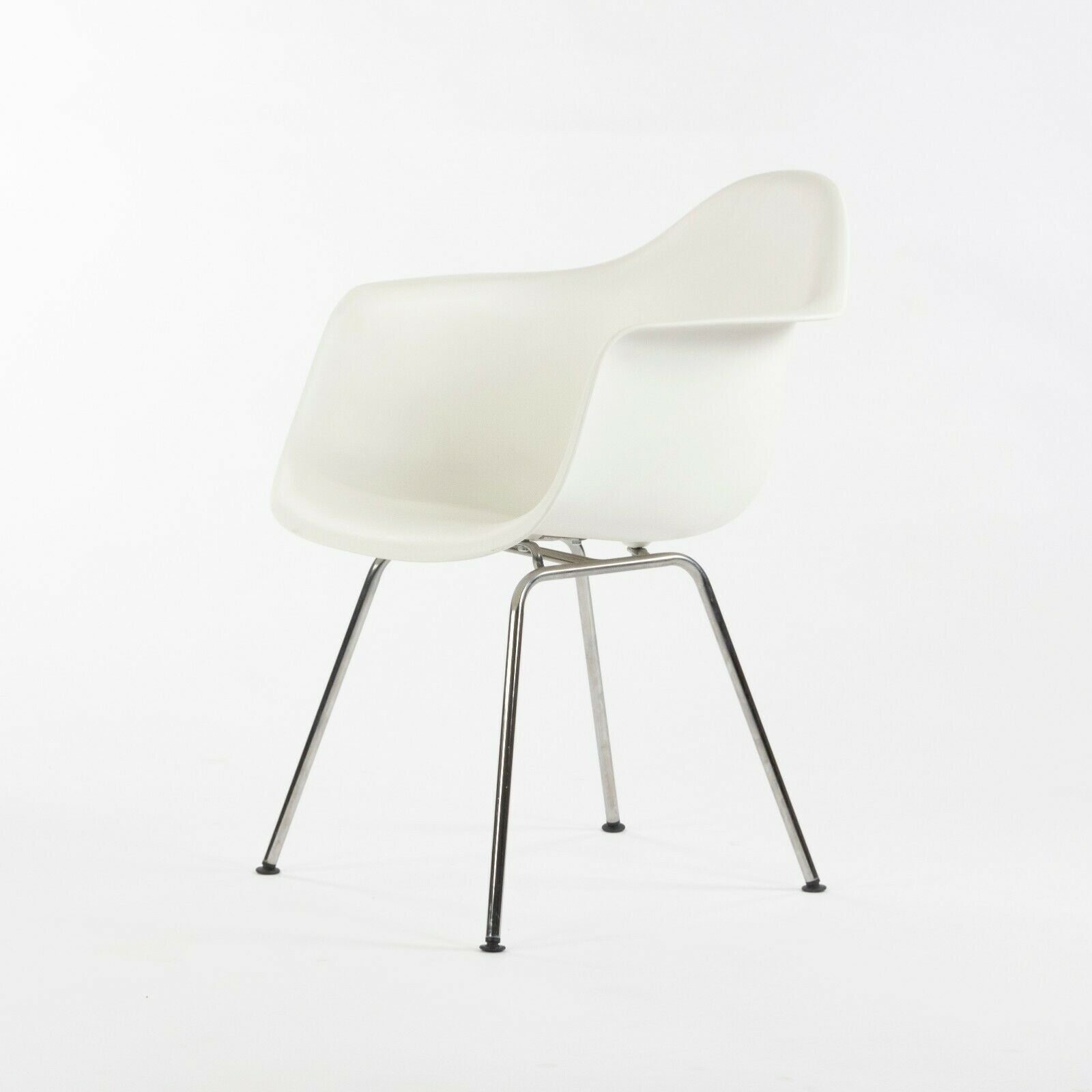 SOLD 2012 Herman Miller Eames White Molded Plastic Arm Shell Side Dining Chair DAX