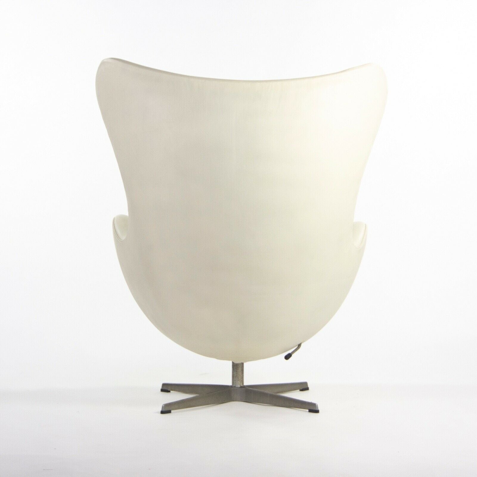 1998 Arne Jacobsen for Fritz Hansen White Leather Egg Chair with Ottoman