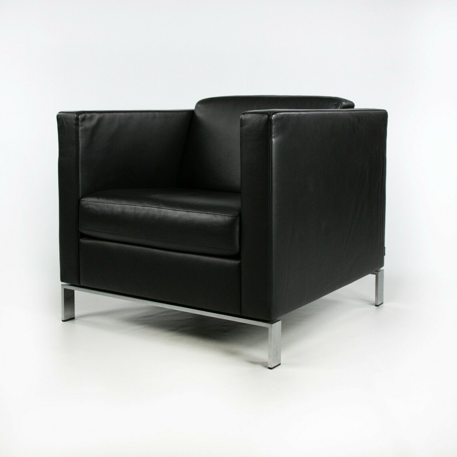 2010s Lord Norman Foster for Walter Knoll Model 500 Black Leather Arm Lounge Chair