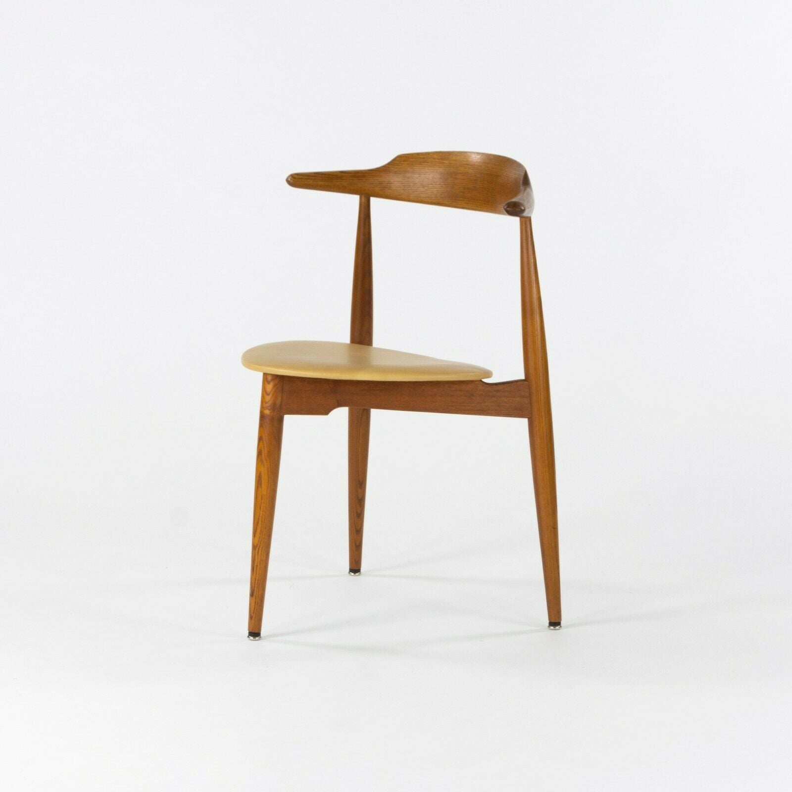 SOLD 1950s Hans Wegner Stacking Heart FH4103 Oak Dining Chairs by Fritz Hansen of Denmark