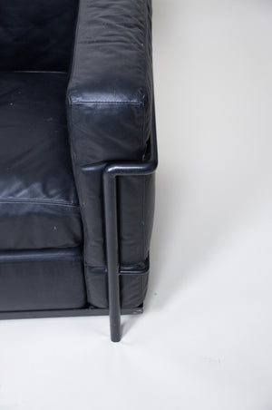 SOLD Le Corbusier Black Leather Black Frame LC2 Petit Modele Two Seater Sofa