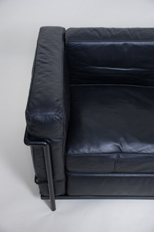 SOLD Le Corbusier Black Leather Black Frame LC2 Petit Modele Two Seater Sofa