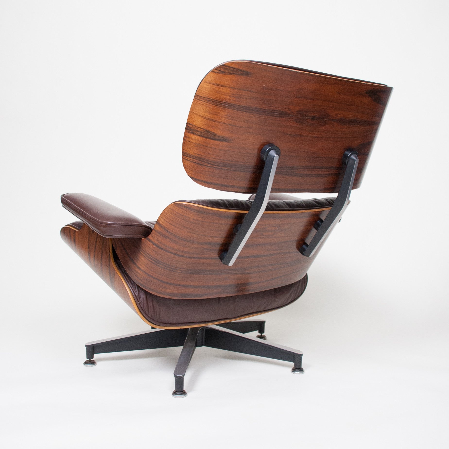 SOLD 1970's Herman Miller Eames Lounge Chair & Ottoman Rosewood 670 671