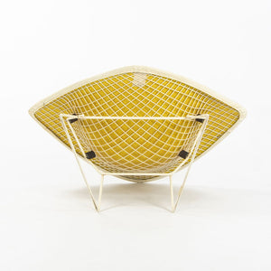 1960s Pair of 422L Large Diamond Chairs by Harry Bertoia for Knoll in Ivory with White Frames