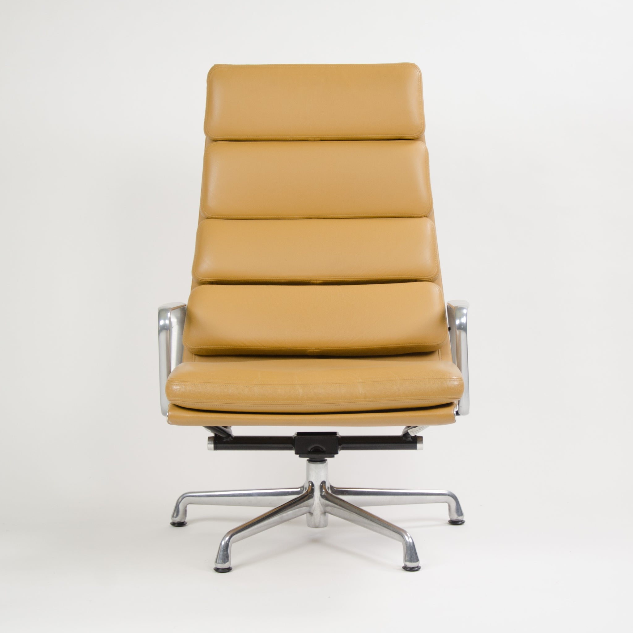 SOLD Eames Herman Miller High Soft Pad Aluminum Group Lounge Chair Leather MINT!