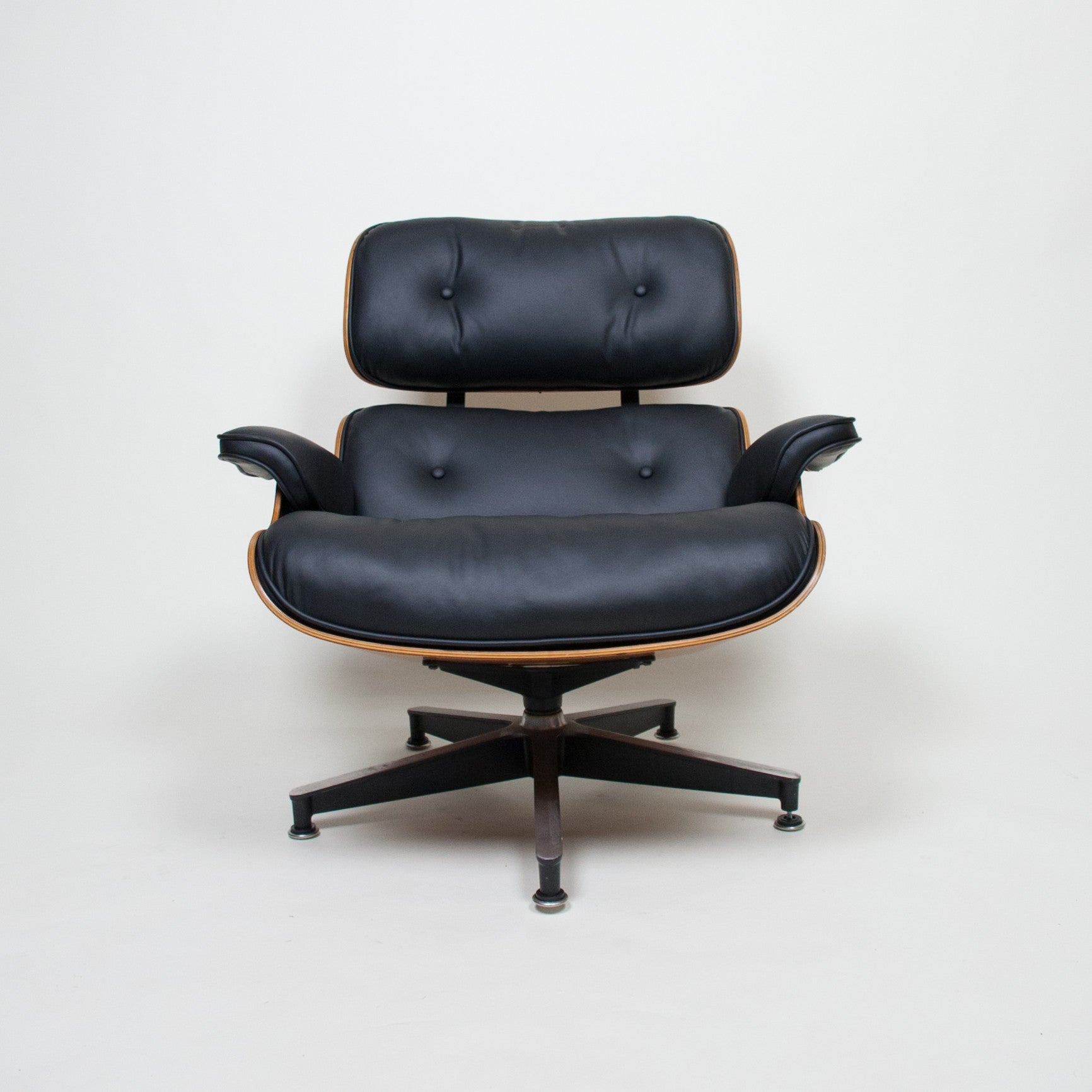 SOLD 1970's Herman Miller Eames Lounge Chair & Ottoman Rosewood 670 671 New Cushions