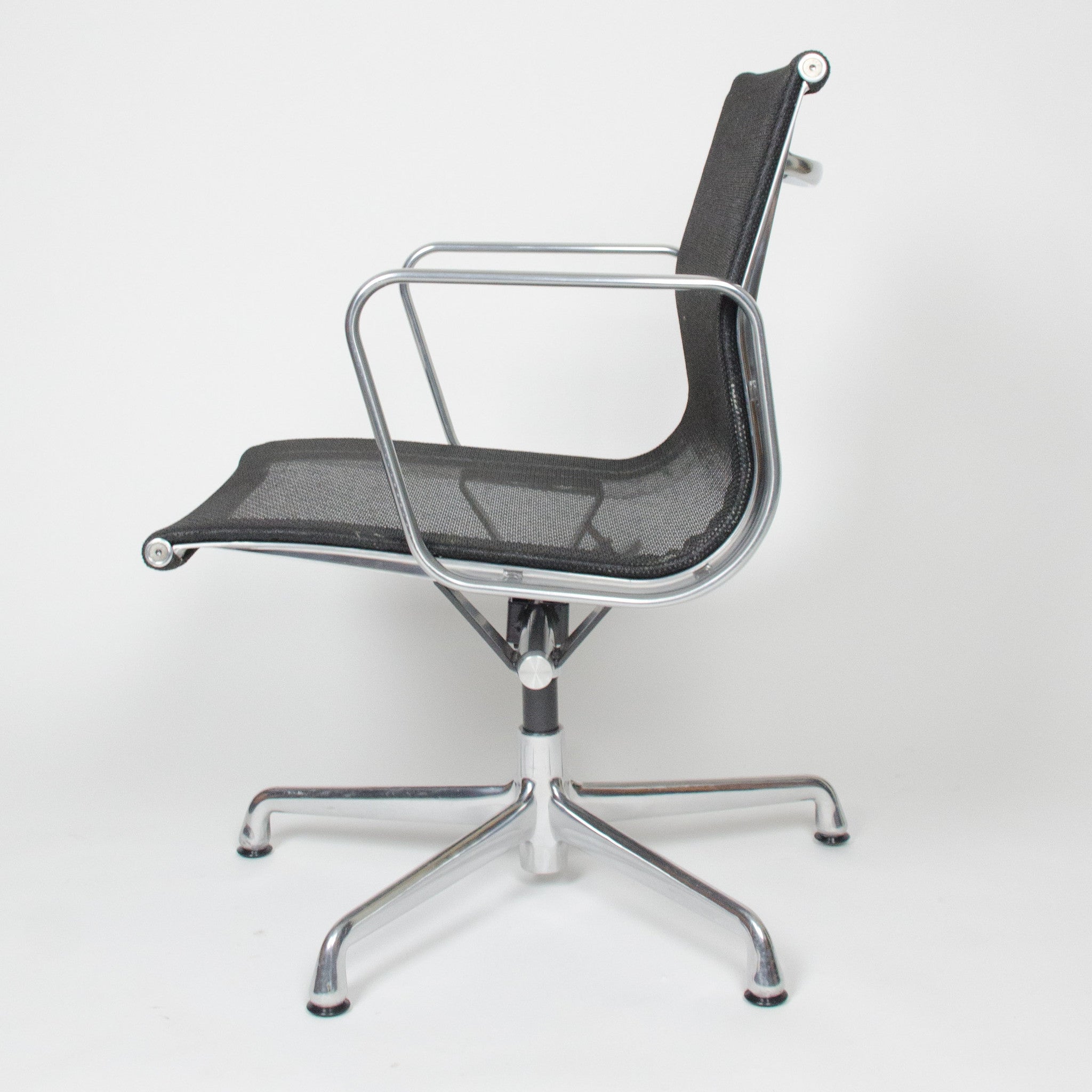 SOLD Eames Herman Miller 2009 Aluminum Group Desk Chairs in Mesh (1 Avail)