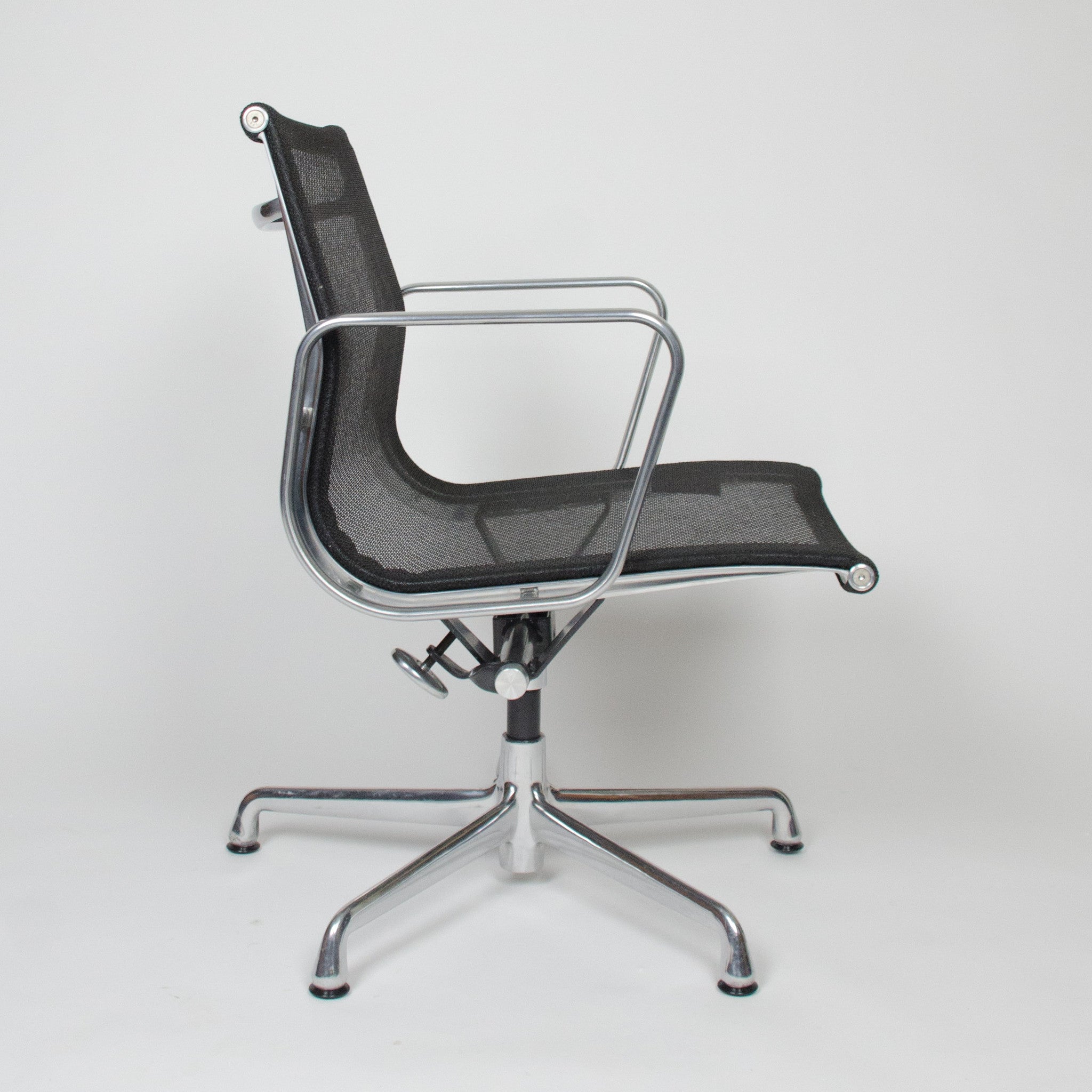 SOLD Eames Herman Miller 2009 Aluminum Group Desk Chairs in Mesh (1 Avail)