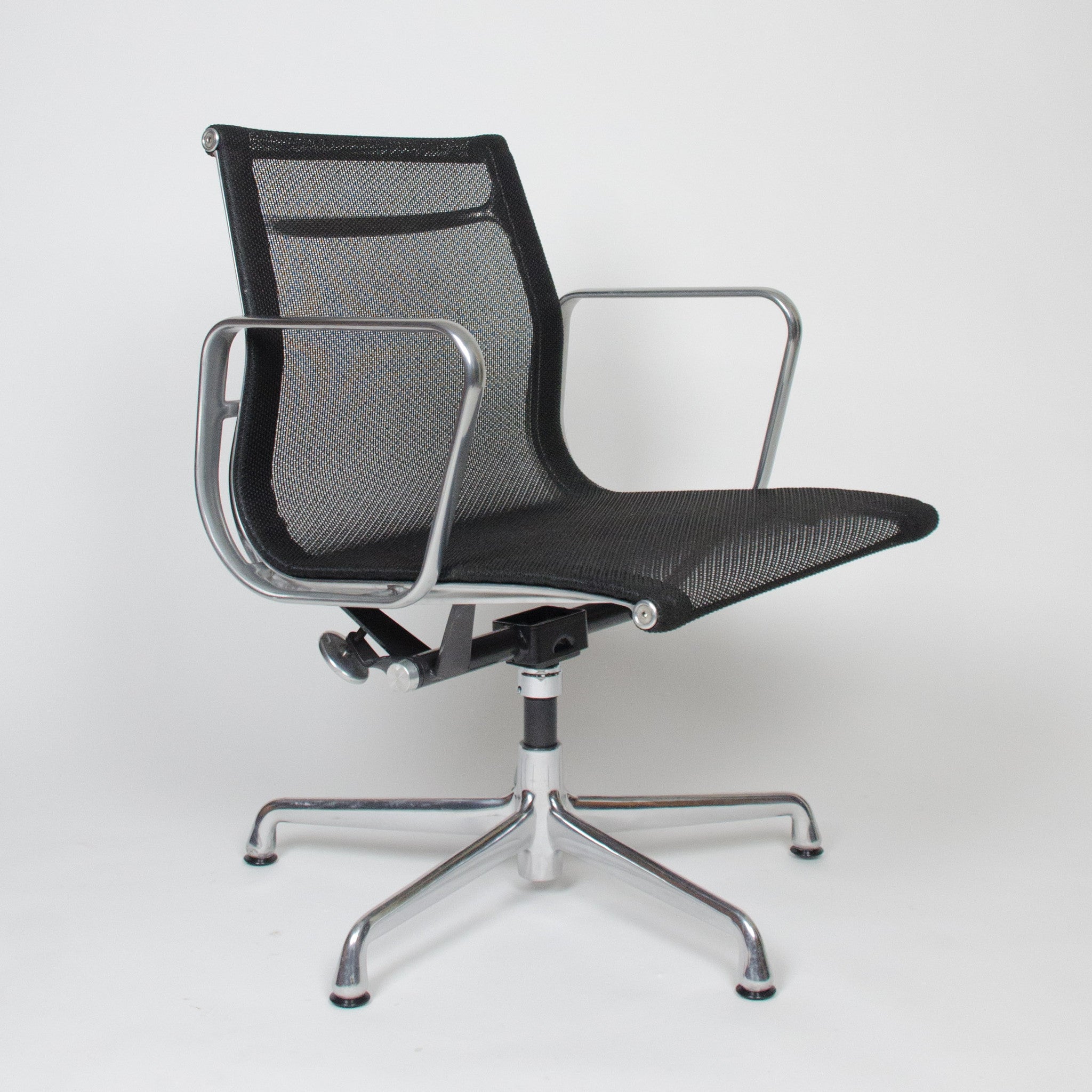 SOLD Eames Herman Miller 2009 Aluminum Group Desk Chairs in Mesh (1 Avail)