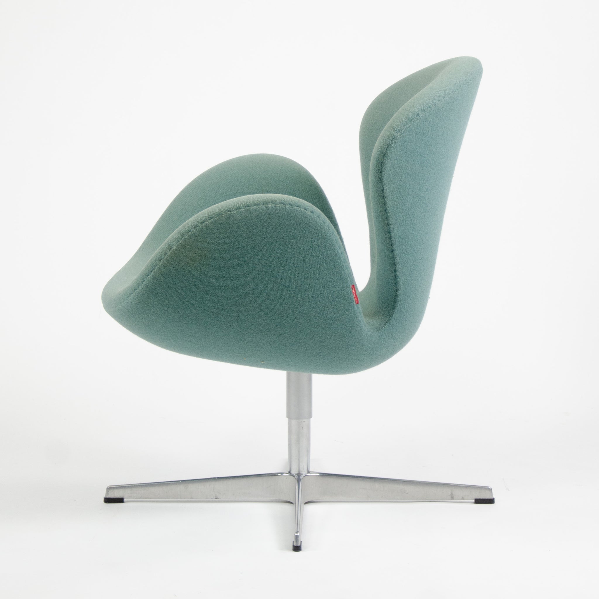 SOLD Arne Jacobsen Fritz Hansen Denmark Swan Chair Turquoise Upholstery 2008