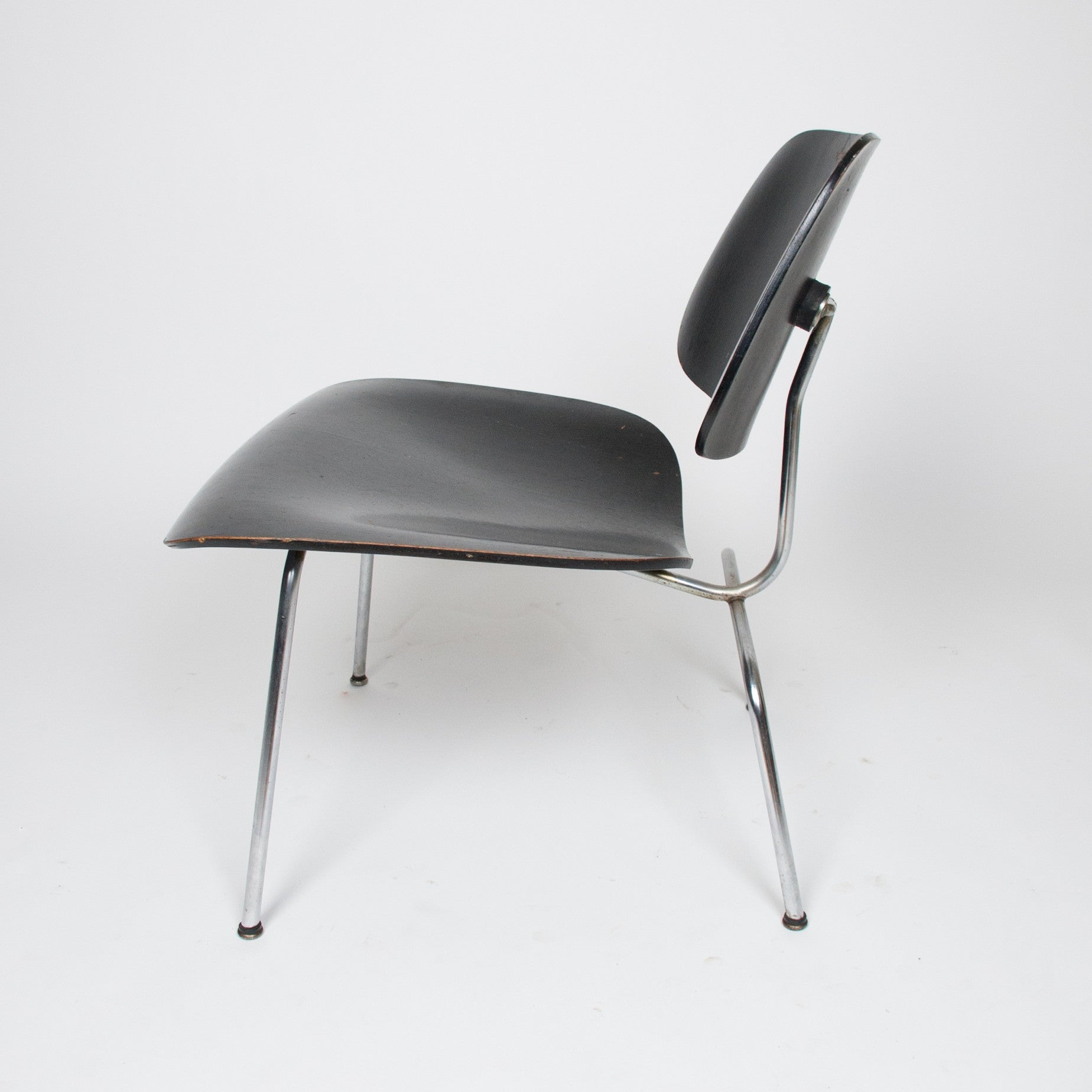 SOLD Eames Evans Herman Miller 1948 Black LCM Lounge Chair