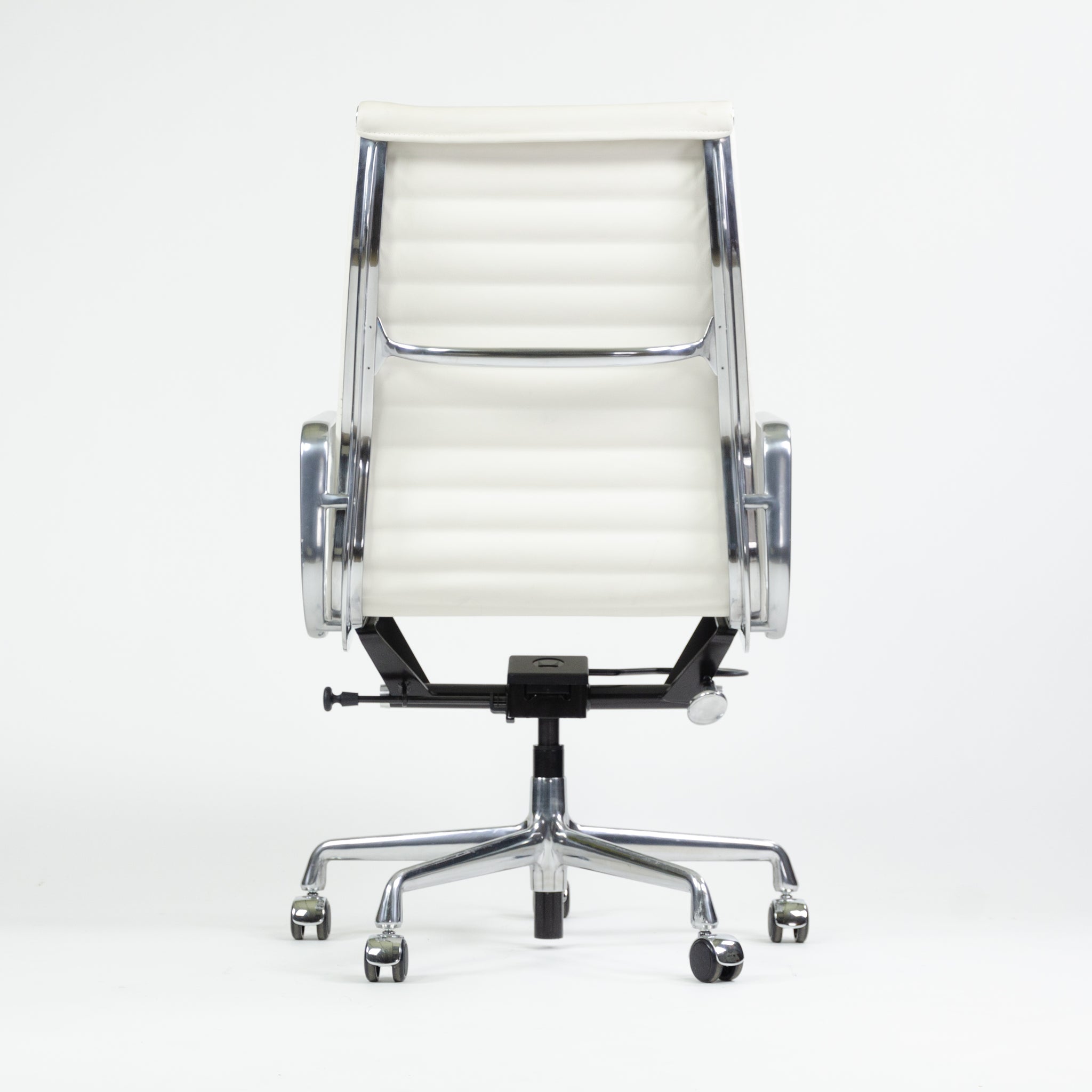 SOLD Eames Herman Miller Leather High Executive Aluminum Group Desk Chair White 2018