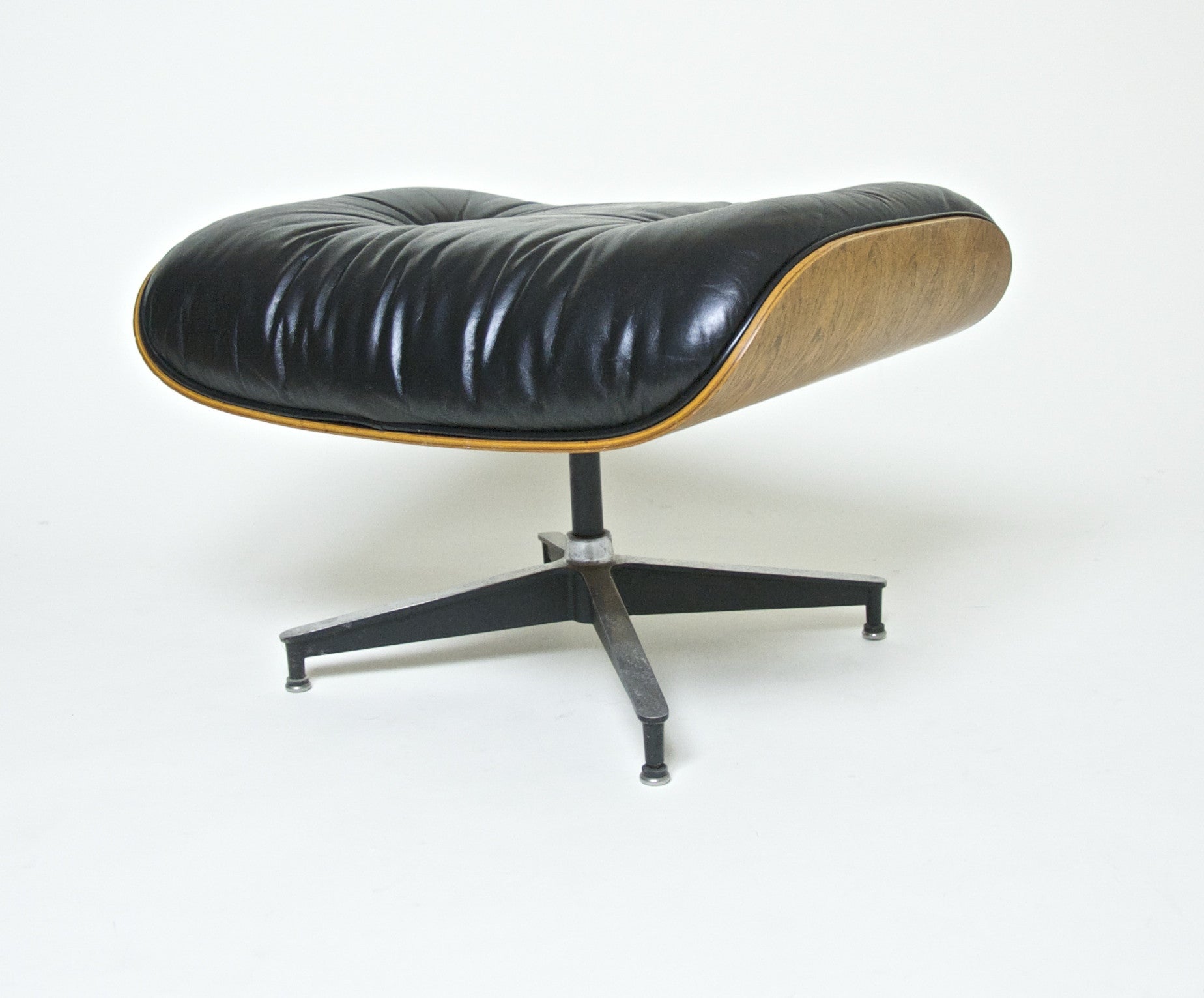 SOLD 1975 Herman Miller Eames 671 Ottoman for Eames Lounge 670 Brazilian Rosewood