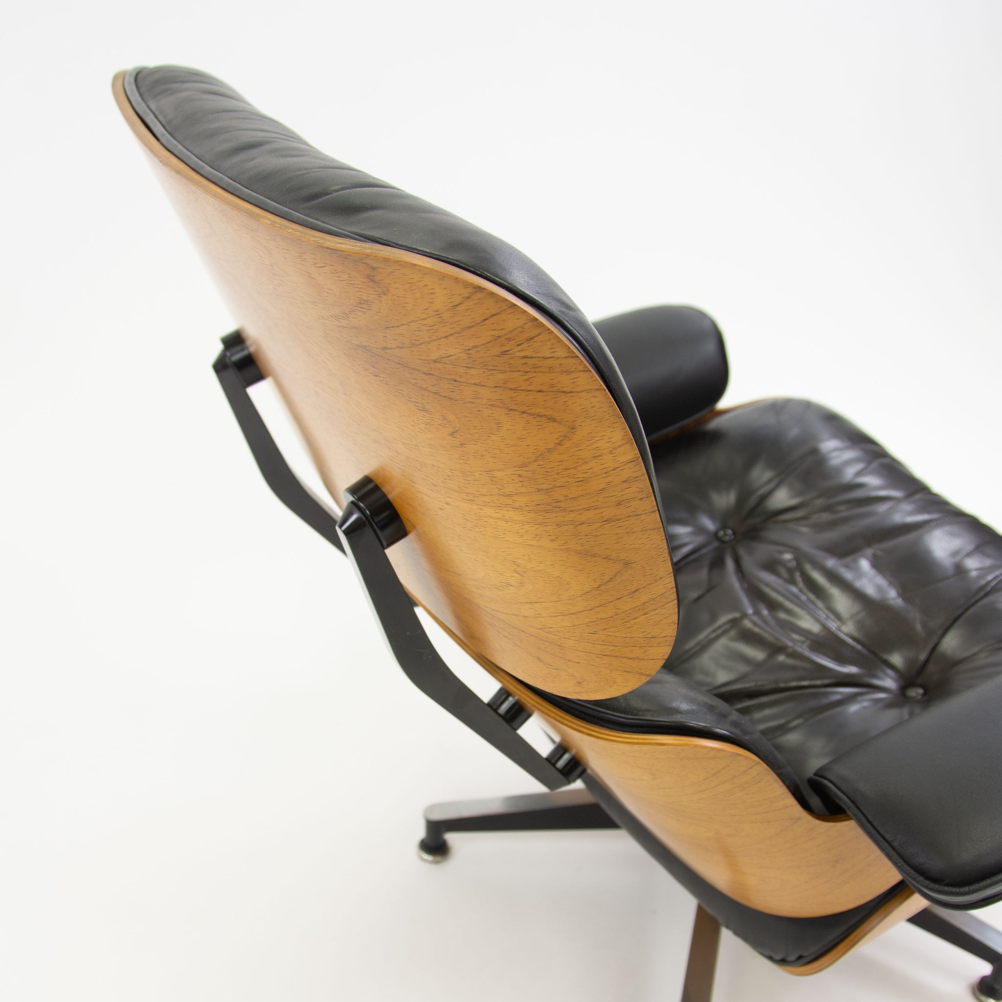 SOLD 1970's Herman Miller Eames Lounge Chair & Ottoman Rosewood 670 671 Black Leather