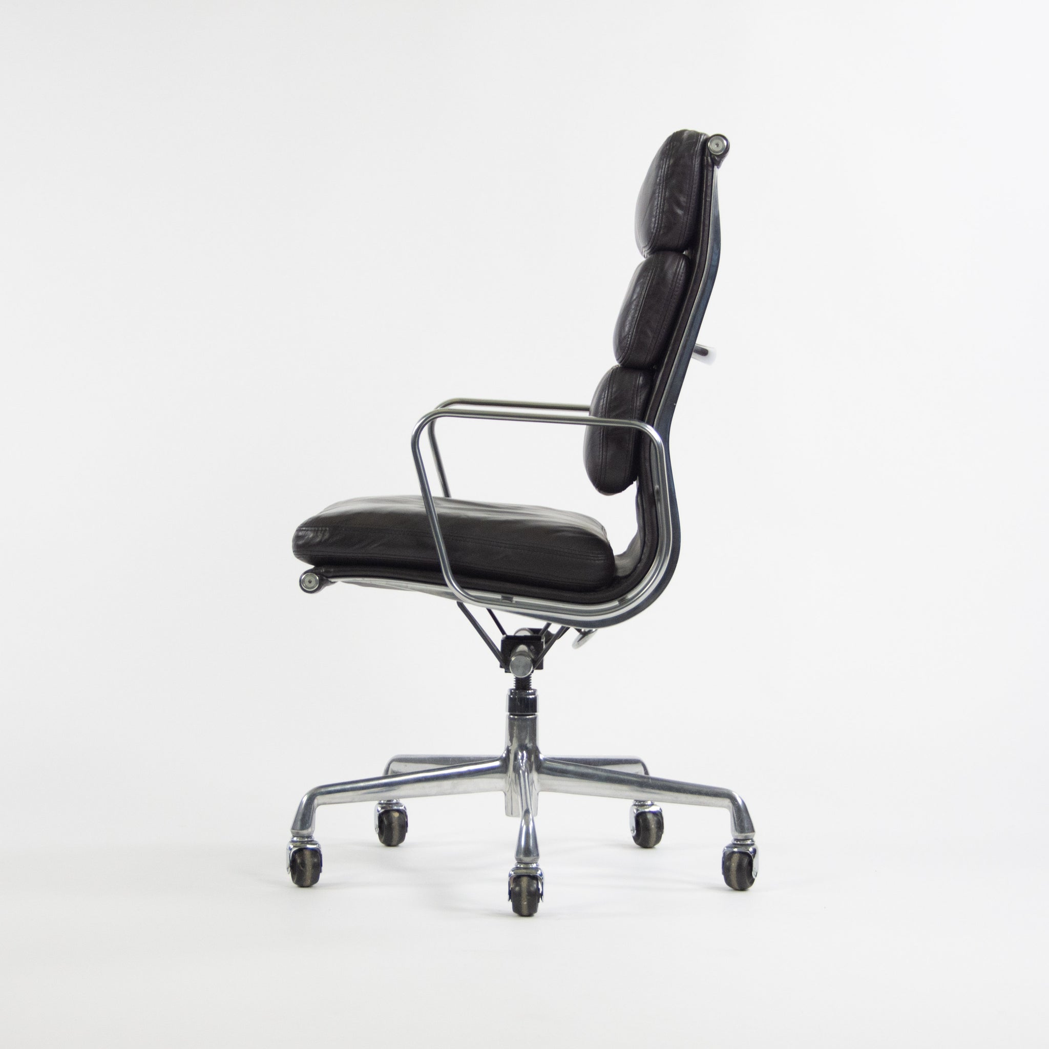 SOLD 1996 Vintage Black Eames Herman Miller High Back Soft Pad Aluminum Group Chair