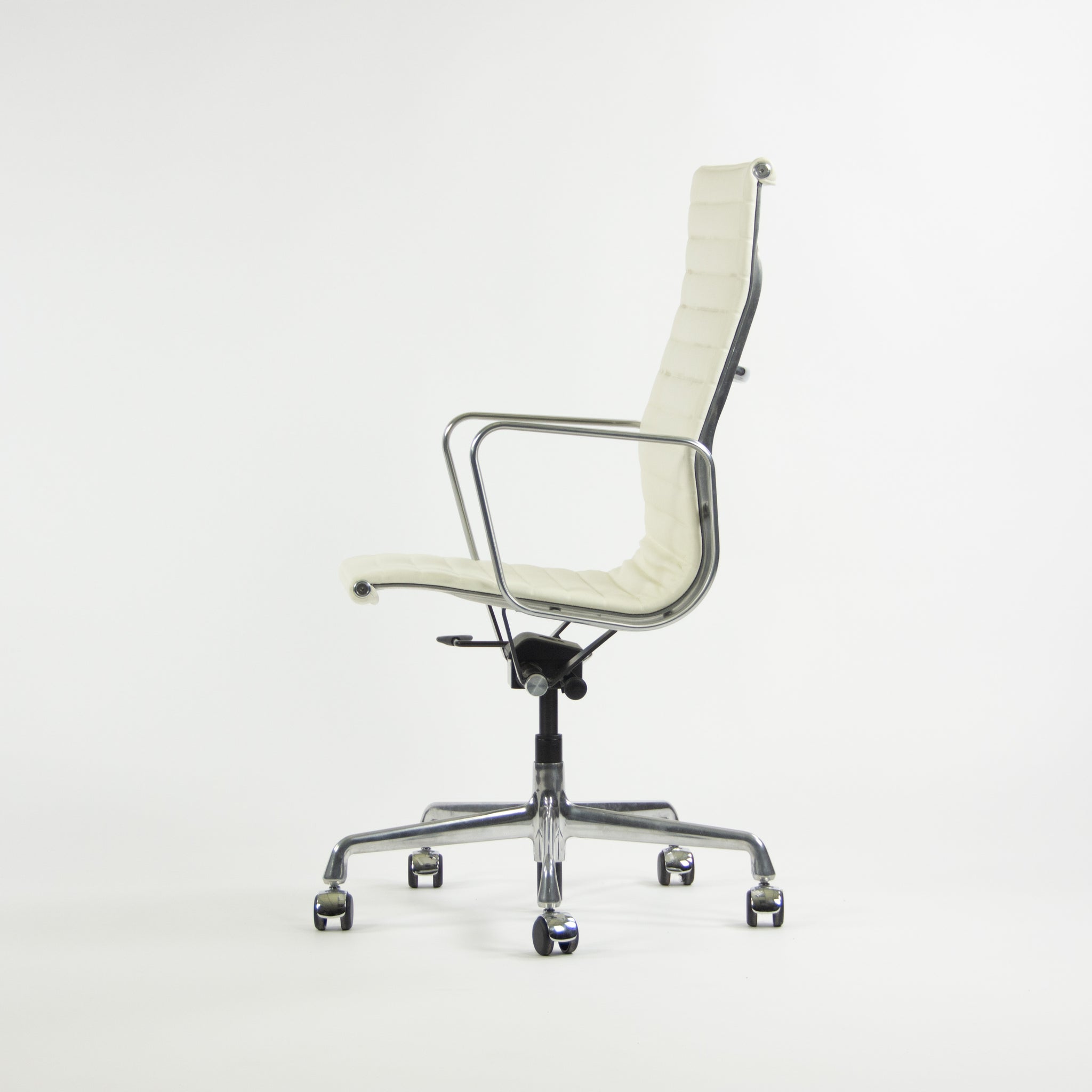 SOLD Herman Miller Eames 2010's Leather High Executive Aluminum Group Desk Chair White