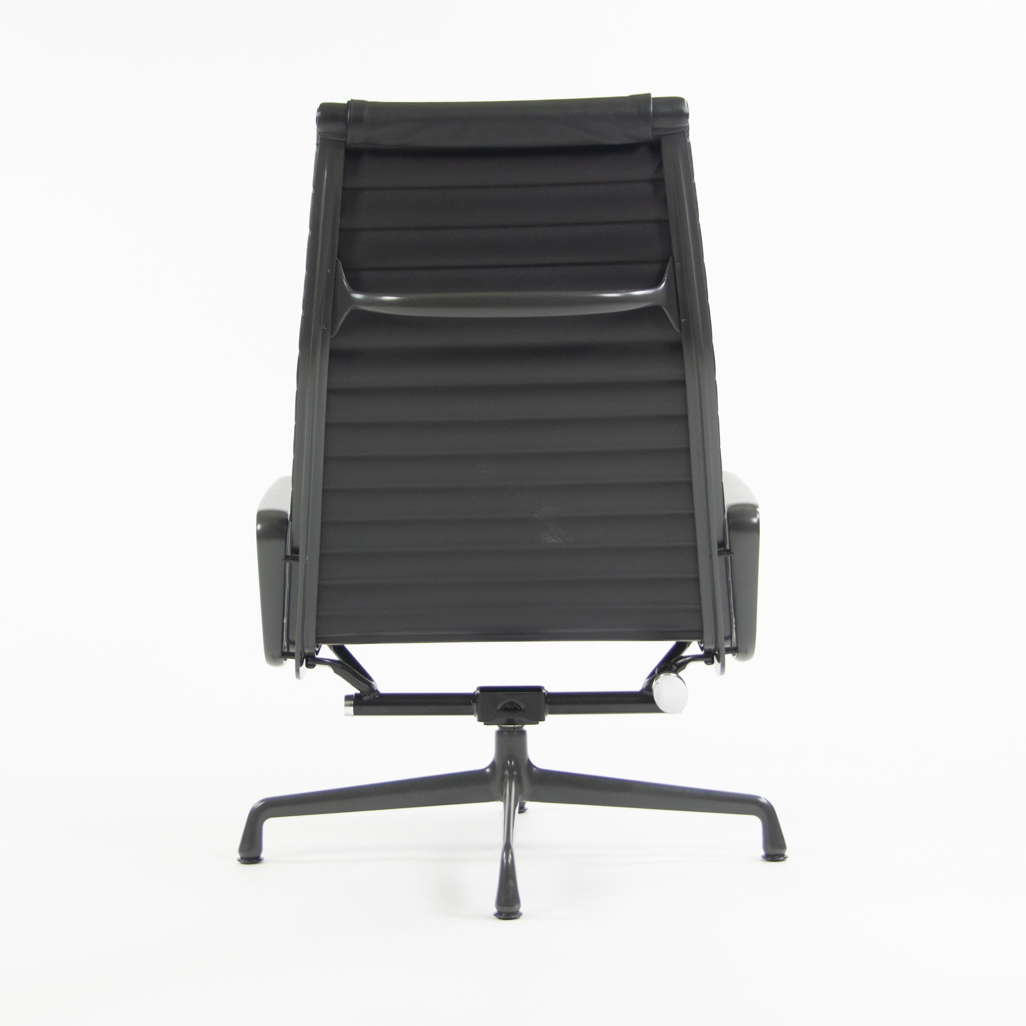 SOLD Eames Herman Miller 2018 Aluminum Group Lounge Chair Black Leather Charcoal Frame