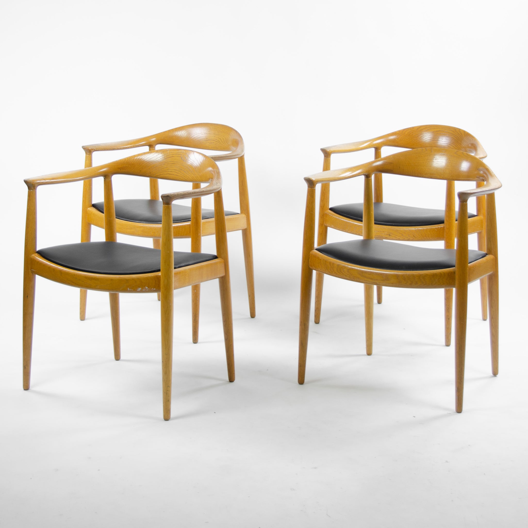 SOLD 4x Hans Wegner Round The Chair Johannes Hansen Denmark For Knoll Oak Armchairs