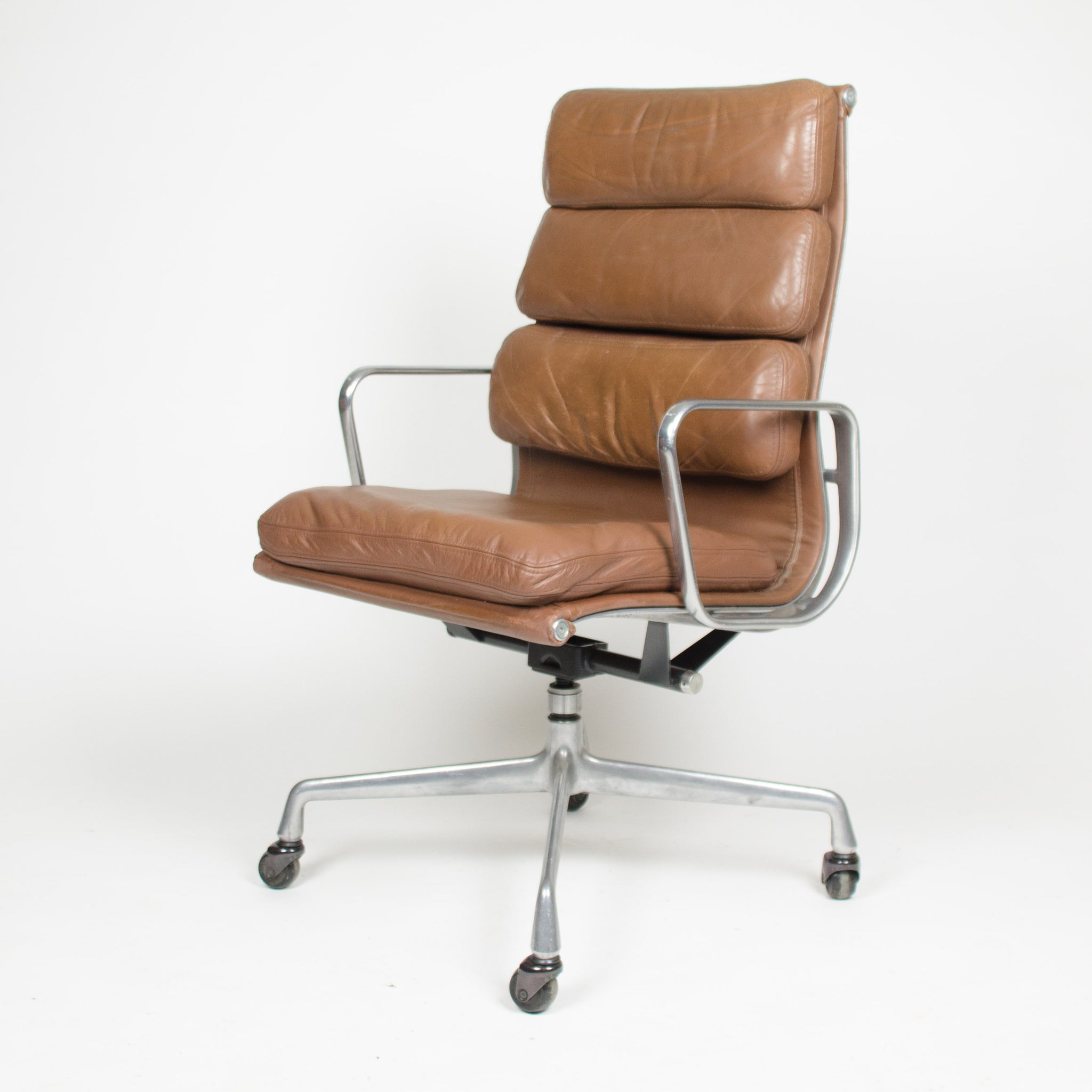 SOLD Eames Herman Miller High Back Soft Pad Aluminum Group Chair 1980's