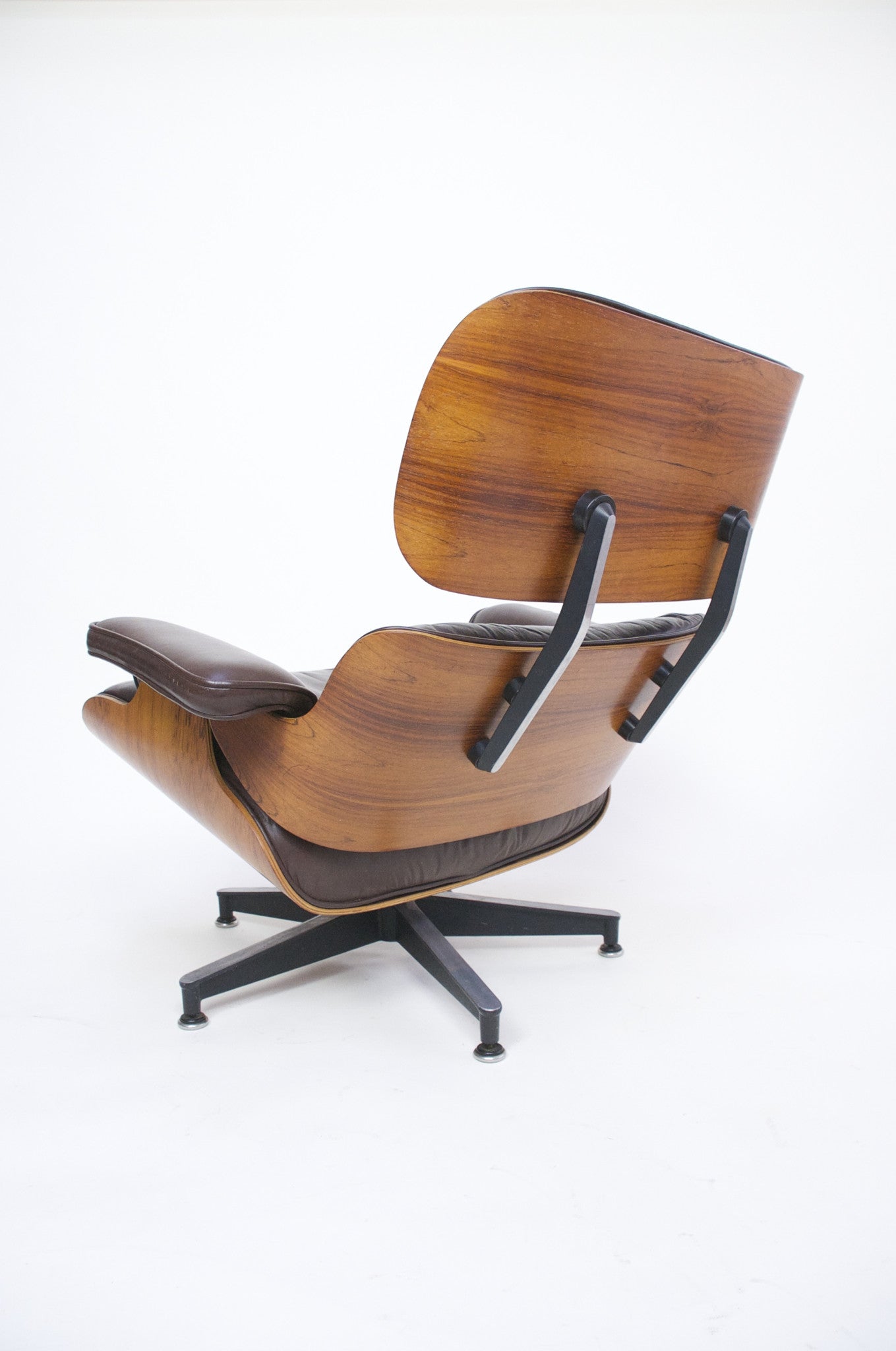 SOLD 1970's Herman Miller Eames Lounge Chair & Ottoman Rosewood 670 671