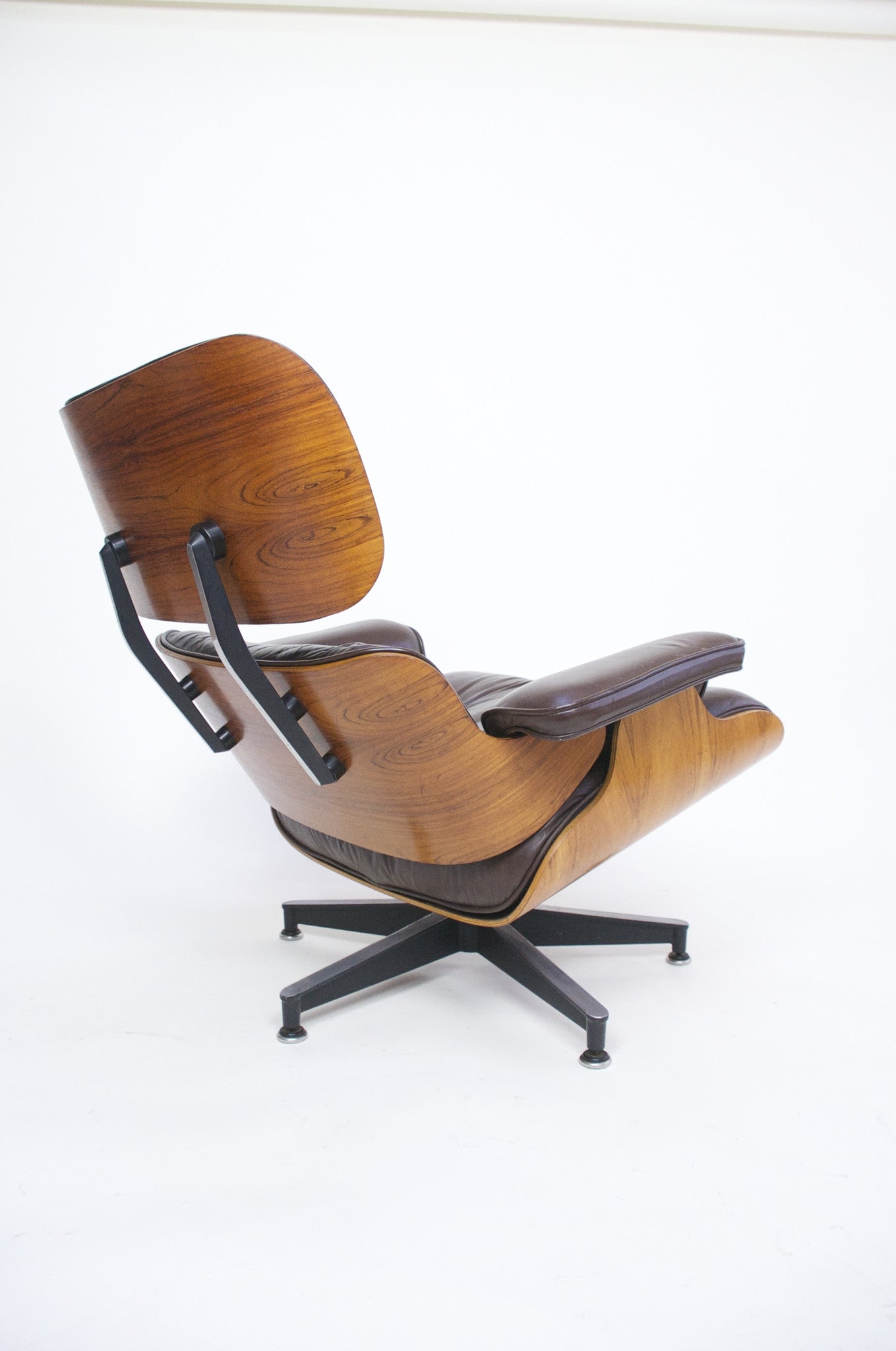 SOLD 1970's Herman Miller Eames Lounge Chair & Ottoman Rosewood 670 671