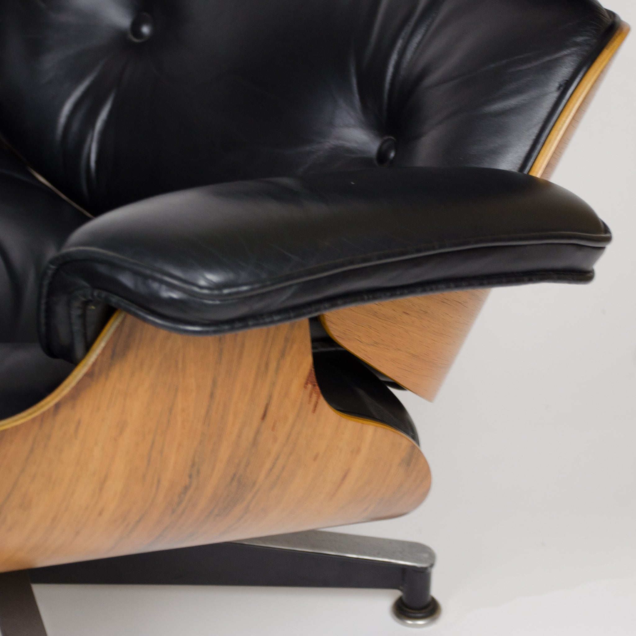 SOLD 1970's Herman Miller Eames Lounge Chair & Ottoman Rosewood 670 671 Black Leather