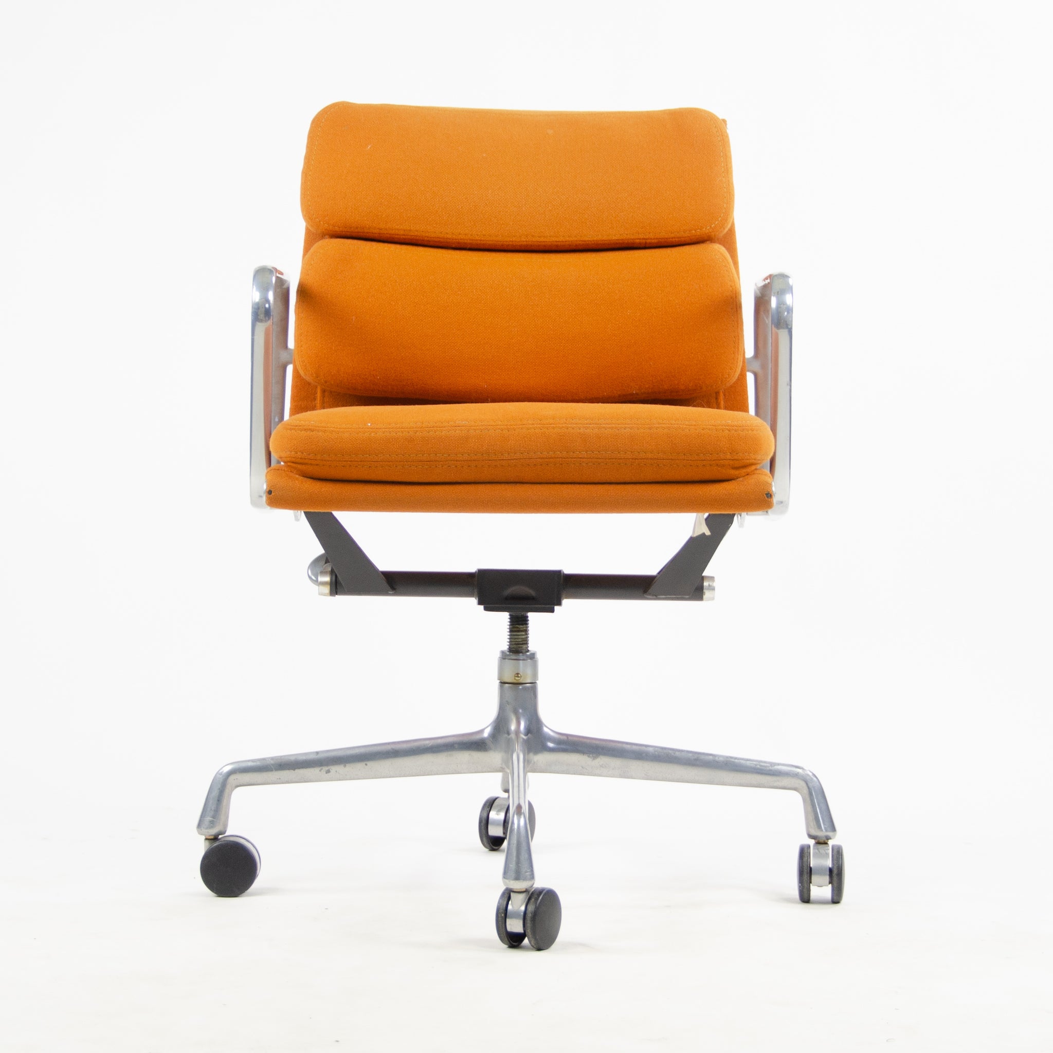 SOLD 1980 Eames Herman Miller Soft Pad Aluminum Group Desk Chair Orange Hopsack 4x