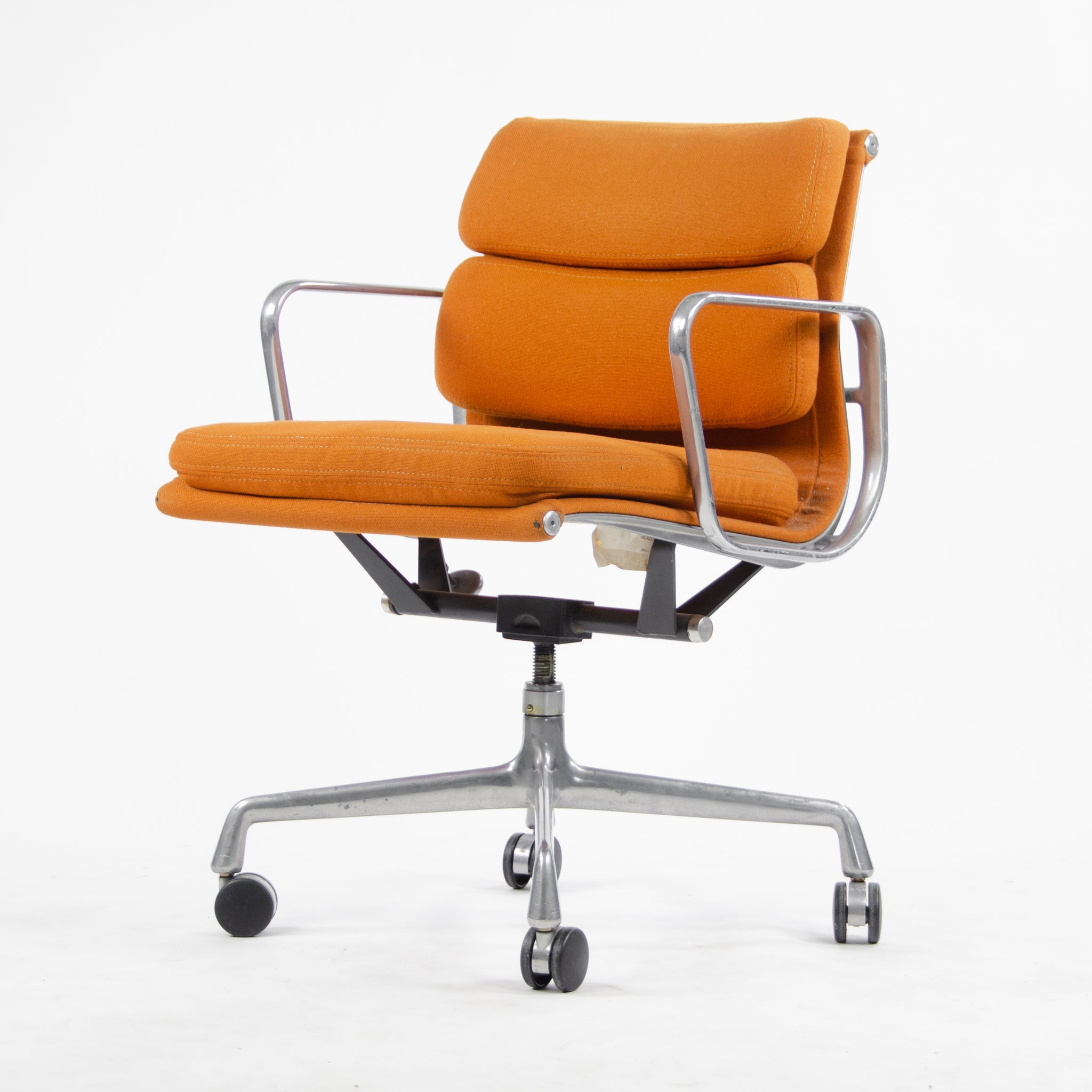 SOLD 1980 Eames Herman Miller Soft Pad Aluminum Group Desk Chair Orange Hopsack 4x