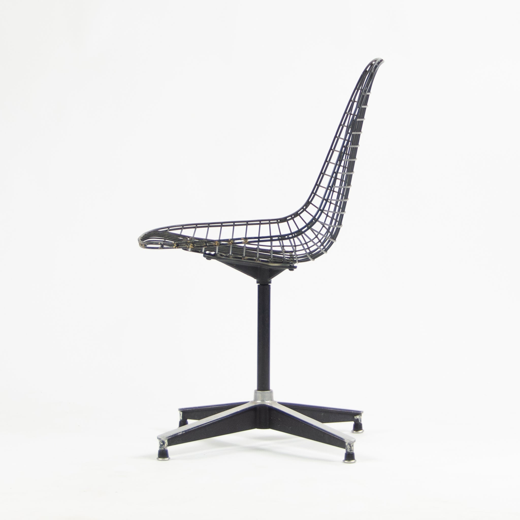 SOLD Herman Miller Eames 1955 Wire Shell Chair Rare 671 Pedestal Base