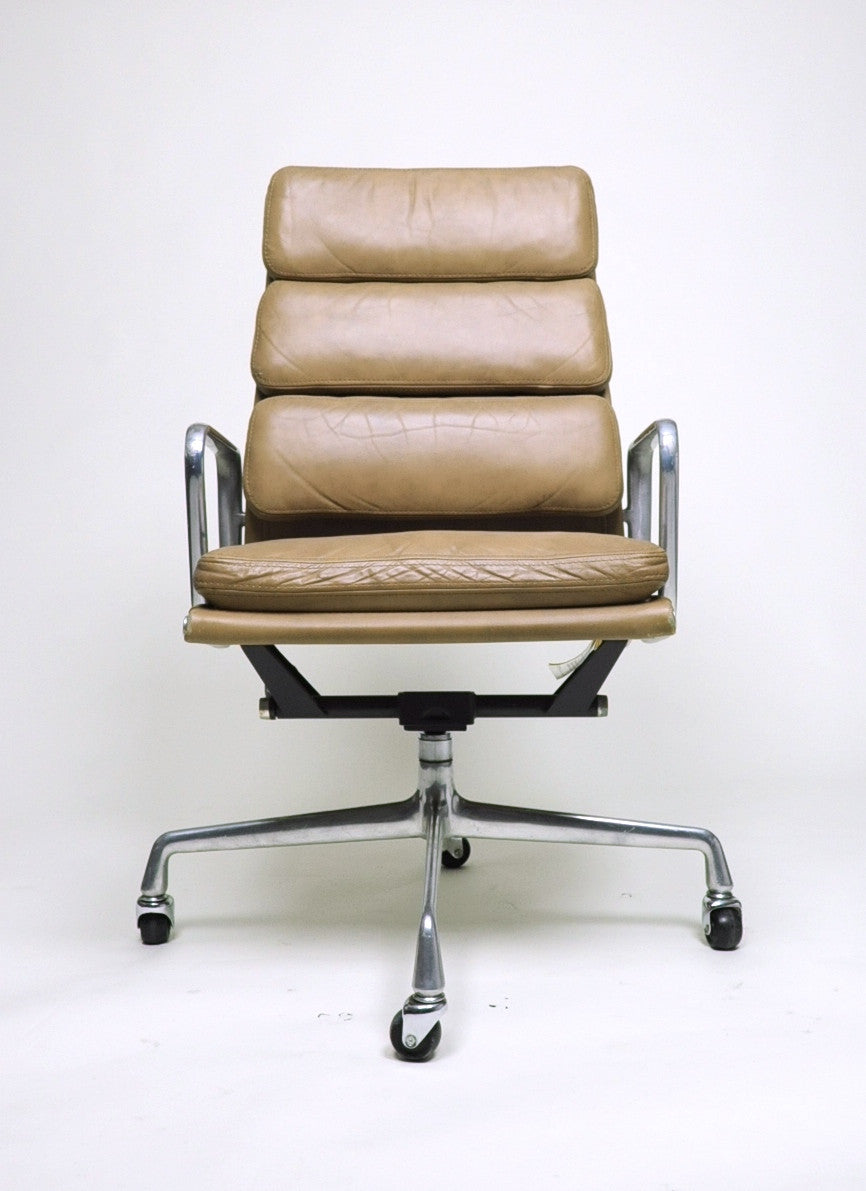 SOLD Eames Herman Miller Soft Pad High Back Aluminum Group Chairs Set Of Six