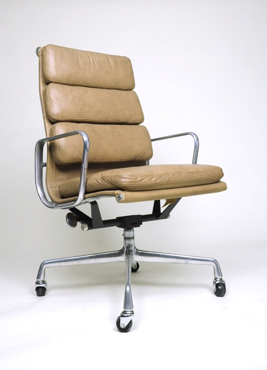 SOLD Eames Herman Miller Soft Pad High Back Aluminum Group Chairs Set Of Six